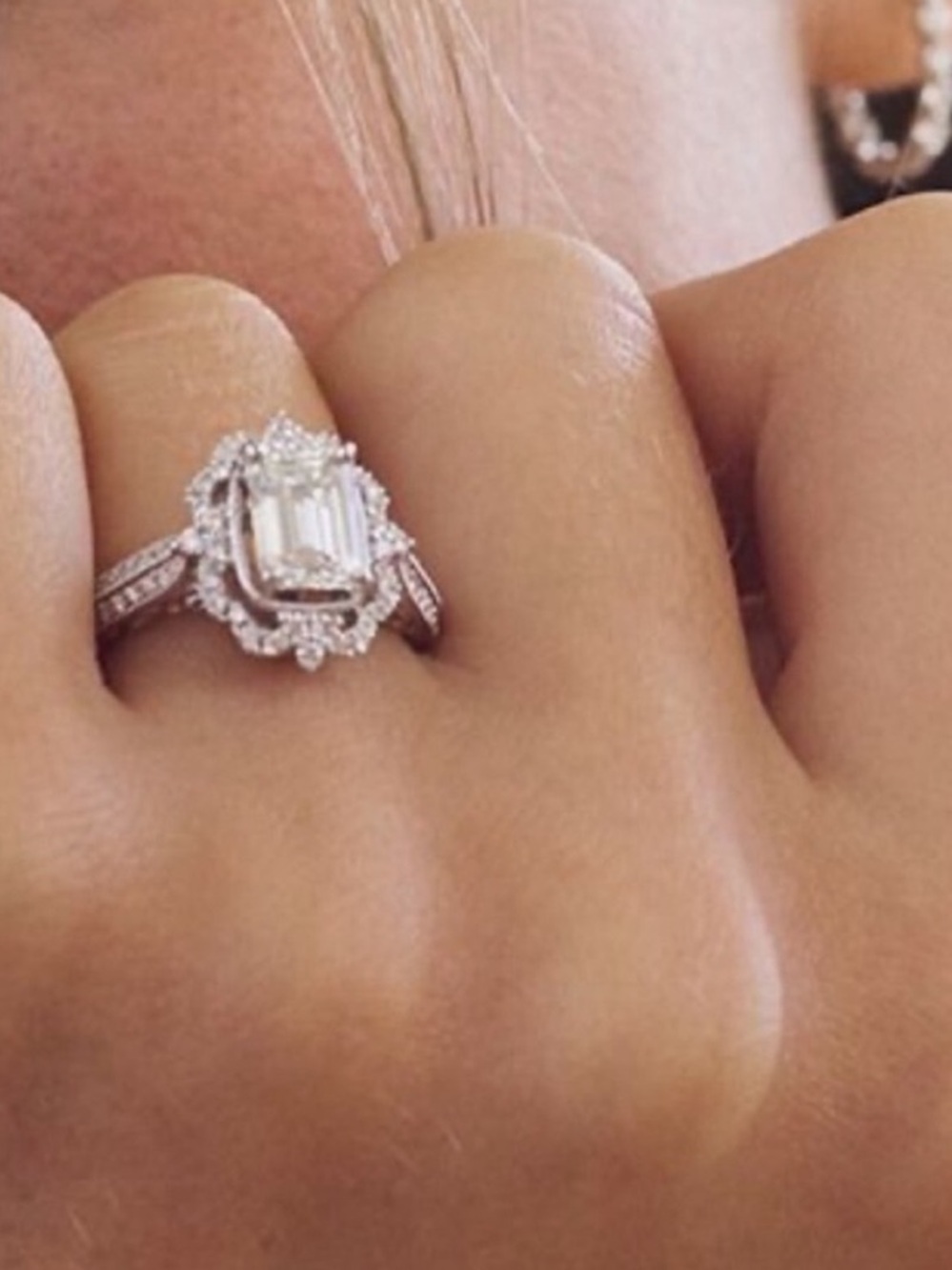 Rose gold ring - Picture 2 of 4